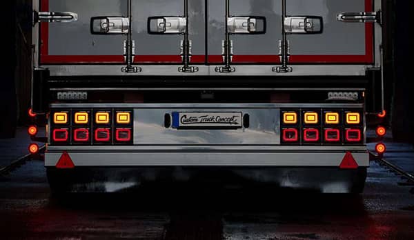 Feu Arrière carré FOR9T Illusion sur camion Recul / Antibrouillard 10-40V